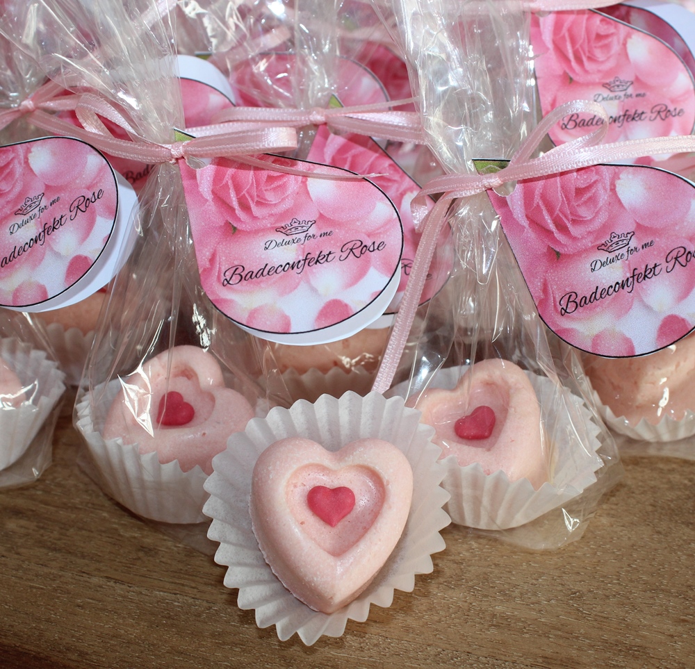 Badapralinen Herz Herzförmige Badepralinen in rosa